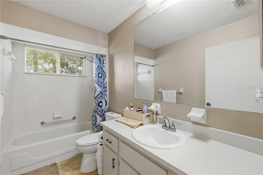 En Venta: $191,999 (2 camas, 2 baños, 1224 Pies cuadrados)