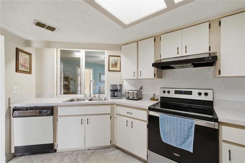 En Venta: $191,999 (2 camas, 2 baños, 1224 Pies cuadrados)