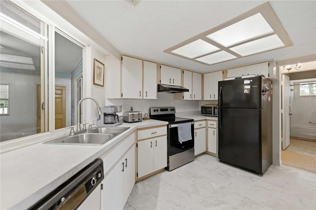 En Venta: $191,999 (2 camas, 2 baños, 1224 Pies cuadrados)