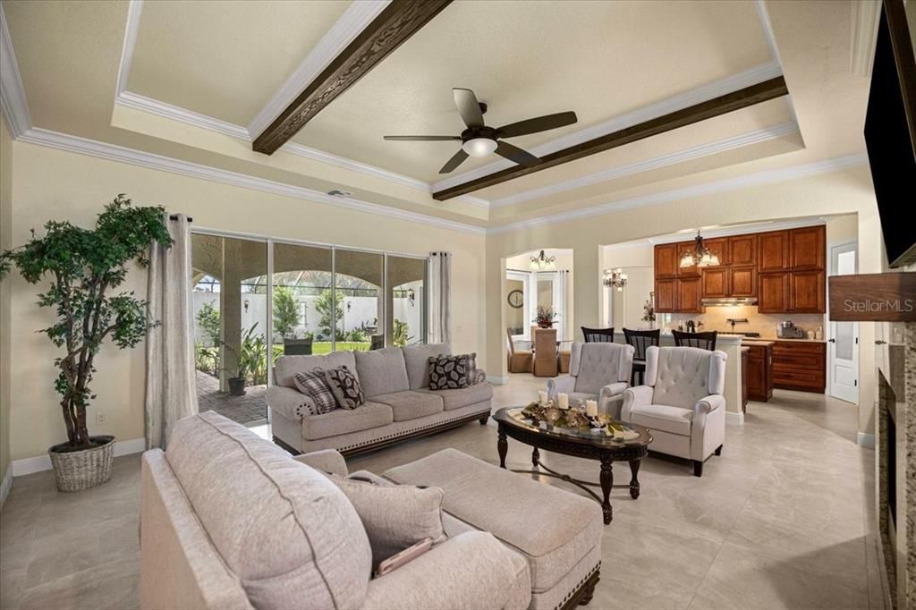 For Sale: $899,000 (3 beds, 4 baths, 2477 Square Feet)