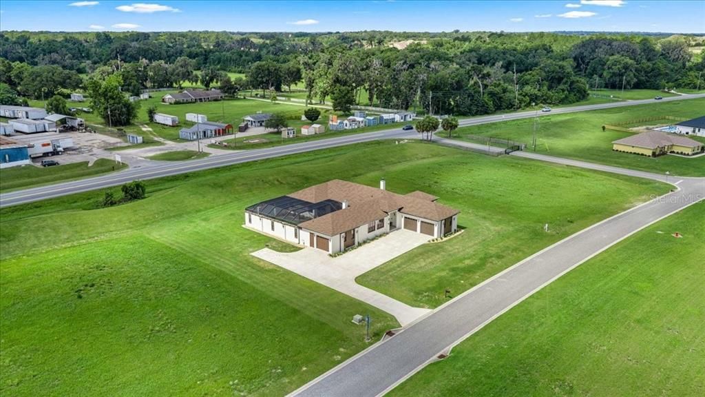 For Sale: $899,000 (3 beds, 4 baths, 2477 Square Feet)