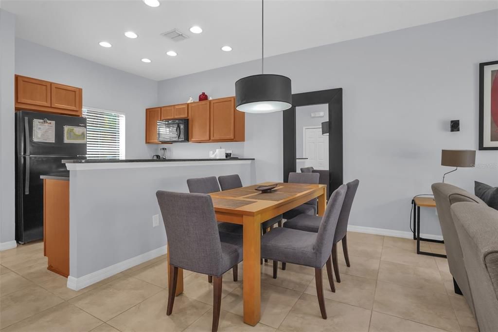 En Venta: $269,000 (2 camas, 2 baños, 1161 Pies cuadrados)