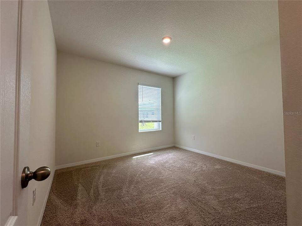 For Rent: $2,500 (5 beds, 3 baths, 2626 Square Feet)