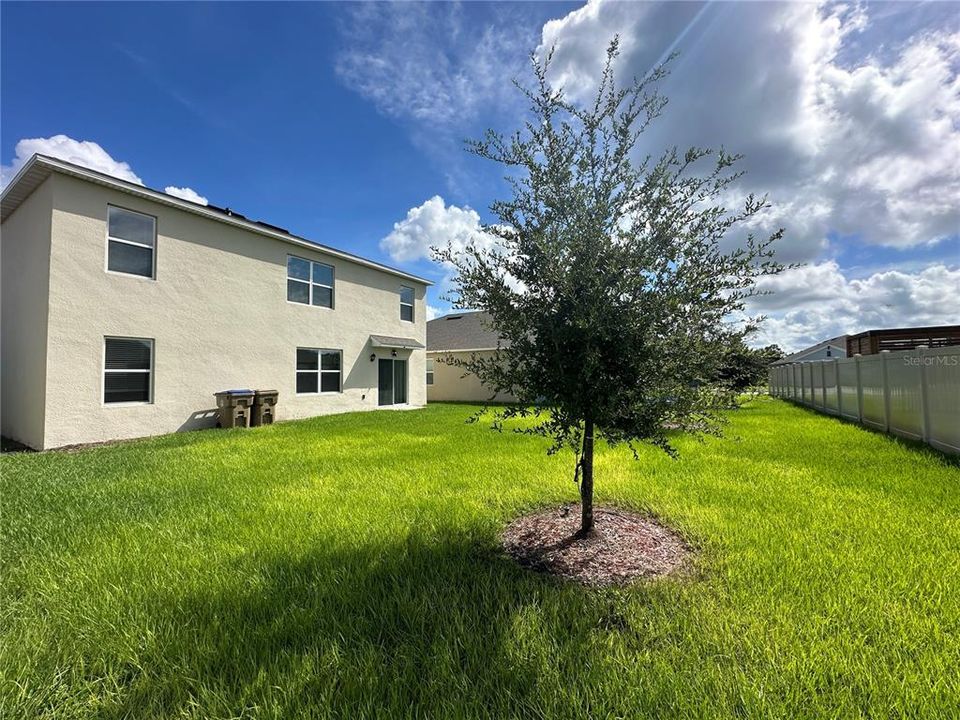 For Rent: $2,500 (5 beds, 3 baths, 2626 Square Feet)