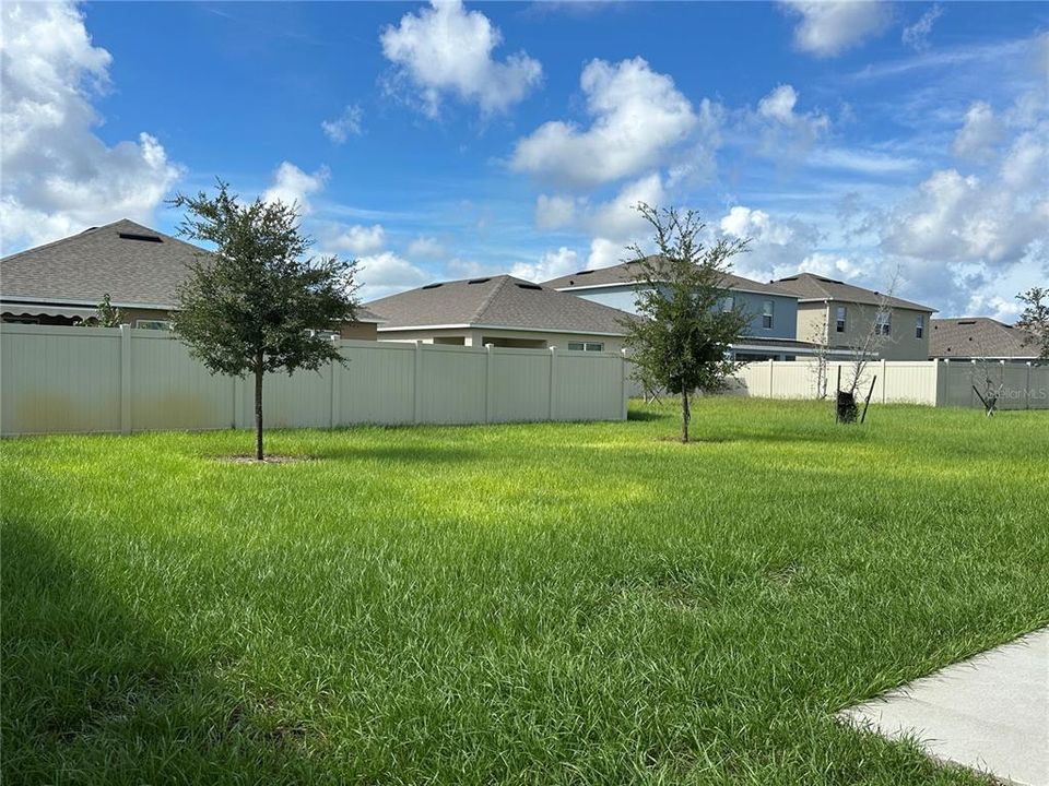 For Rent: $2,500 (5 beds, 3 baths, 2626 Square Feet)