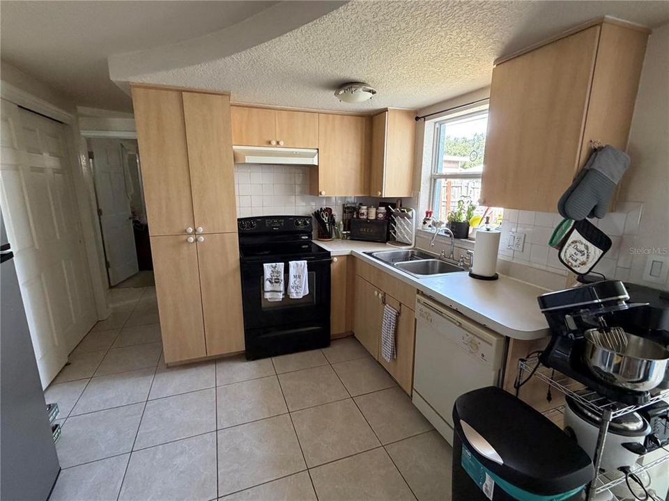For Rent: $1,500 (2 beds, 2 baths, 1088 Square Feet)