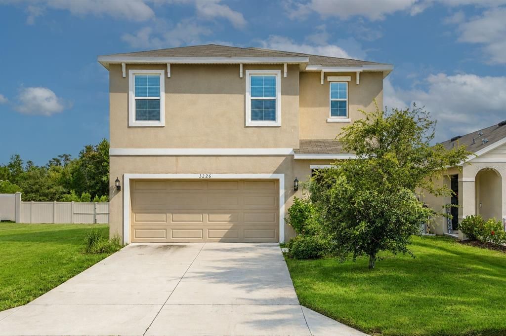 For Sale: $449,000 (5 beds, 3 baths, 2447 Square Feet)