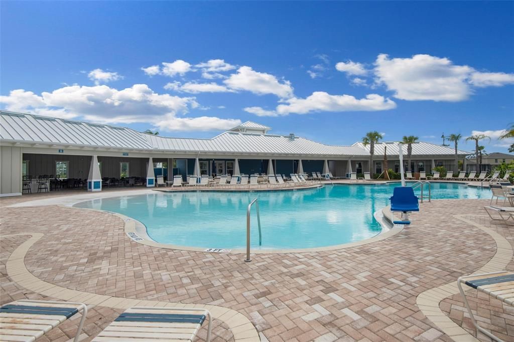 For Sale: $449,000 (5 beds, 3 baths, 2447 Square Feet)