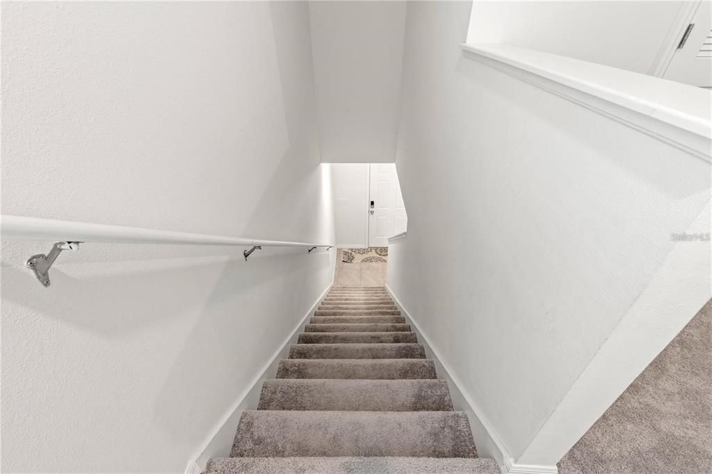 For Sale: $449,000 (5 beds, 3 baths, 2447 Square Feet)