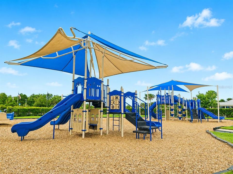 For Sale: $449,000 (5 beds, 3 baths, 2447 Square Feet)