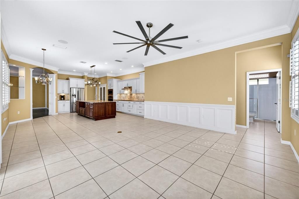 For Sale: $718,000 (4 beds, 3 baths, 2900 Square Feet)