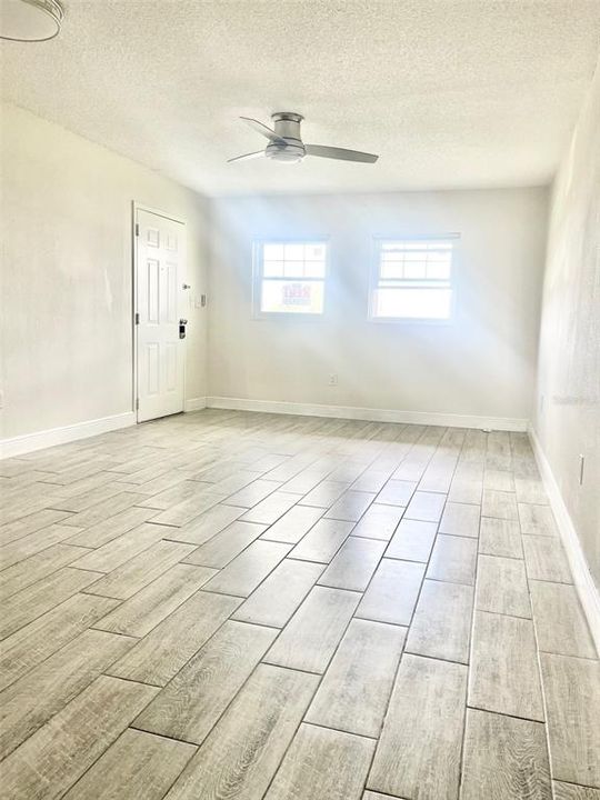 For Rent: $1,550 (2 beds, 1 baths, 780 Square Feet)