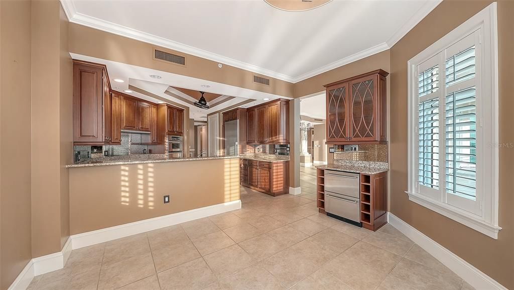 For Sale: $899,000 (4 beds, 3 baths, 2930 Square Feet)