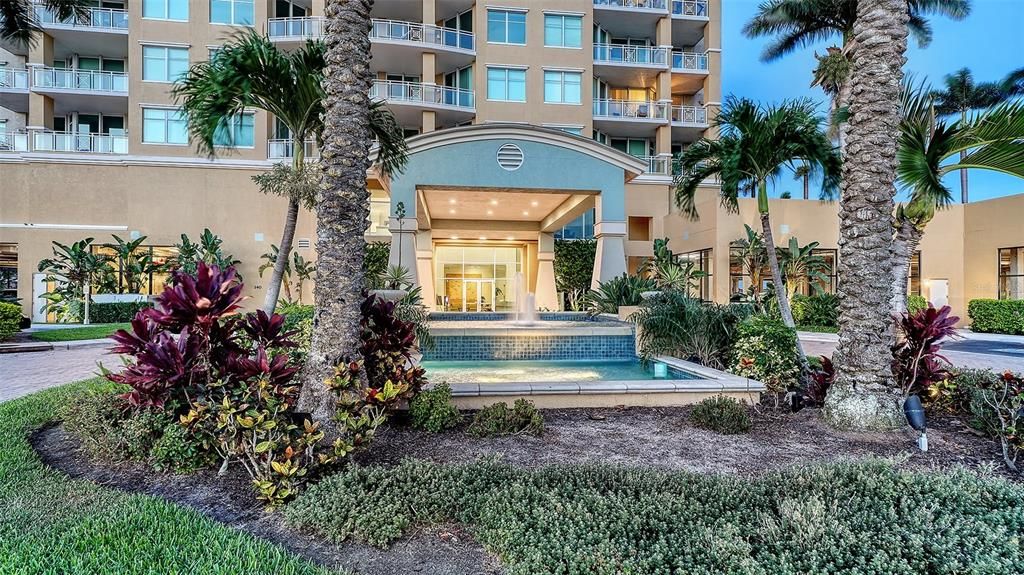 For Sale: $899,000 (4 beds, 3 baths, 2930 Square Feet)