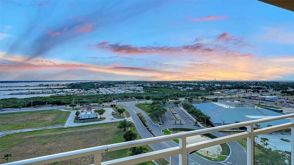 For Sale: $899,000 (4 beds, 3 baths, 2930 Square Feet)