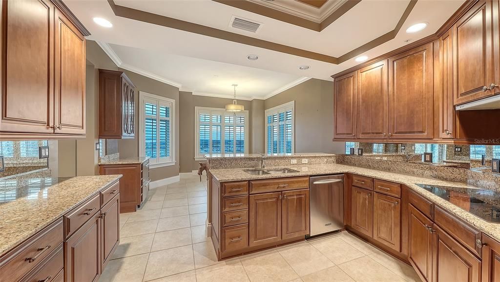 For Sale: $899,000 (4 beds, 3 baths, 2930 Square Feet)
