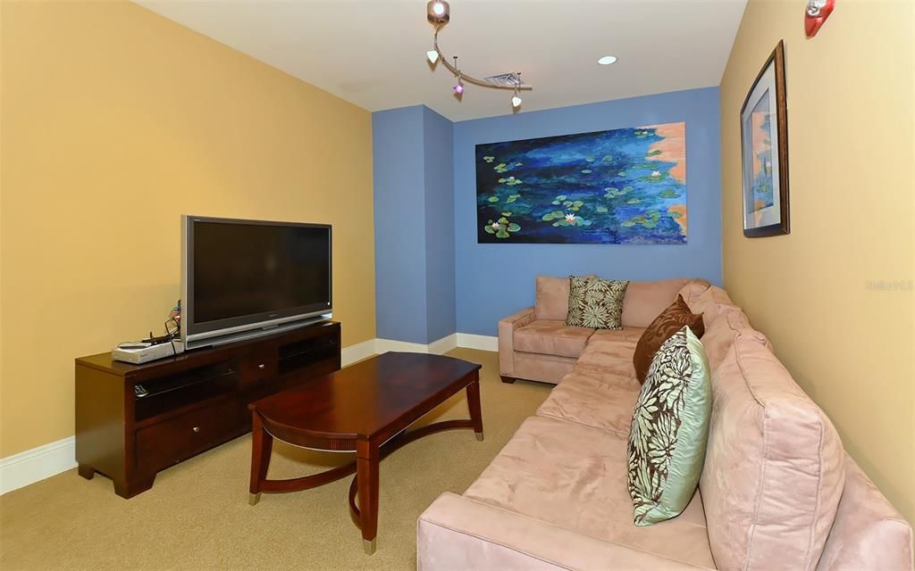 For Sale: $899,000 (4 beds, 3 baths, 2930 Square Feet)
