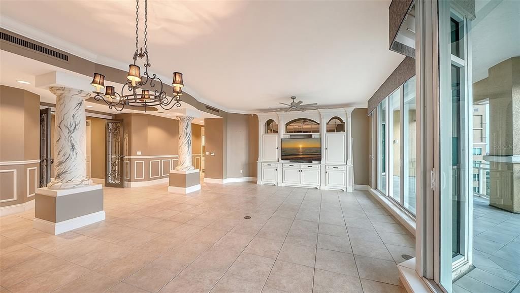 For Sale: $899,000 (4 beds, 3 baths, 2930 Square Feet)