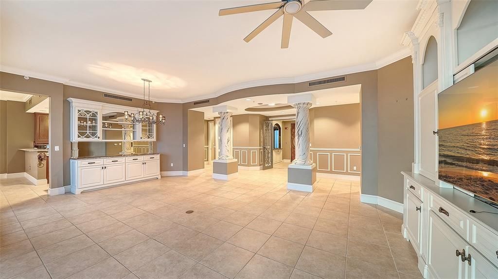 For Sale: $899,000 (4 beds, 3 baths, 2930 Square Feet)