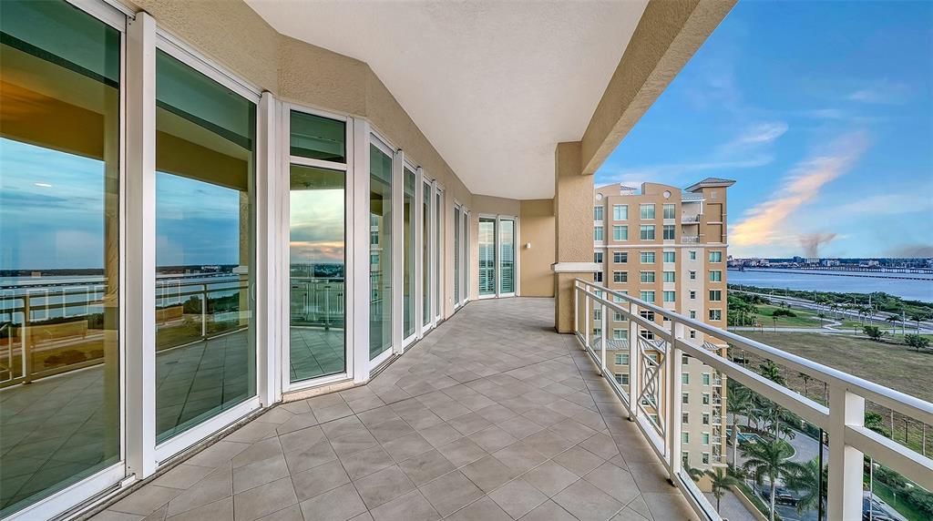 For Sale: $899,000 (4 beds, 3 baths, 2930 Square Feet)