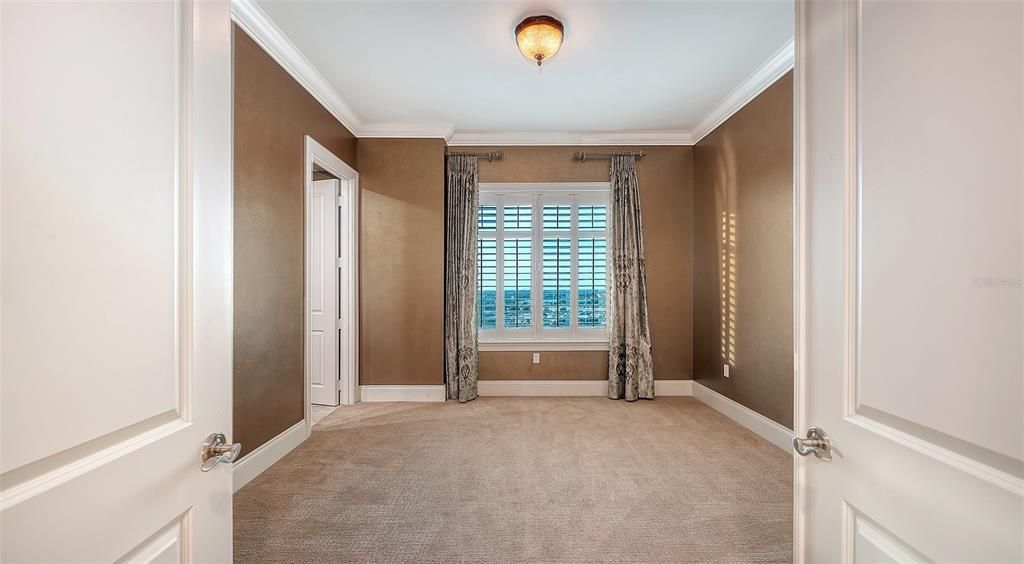 For Sale: $899,000 (4 beds, 3 baths, 2930 Square Feet)