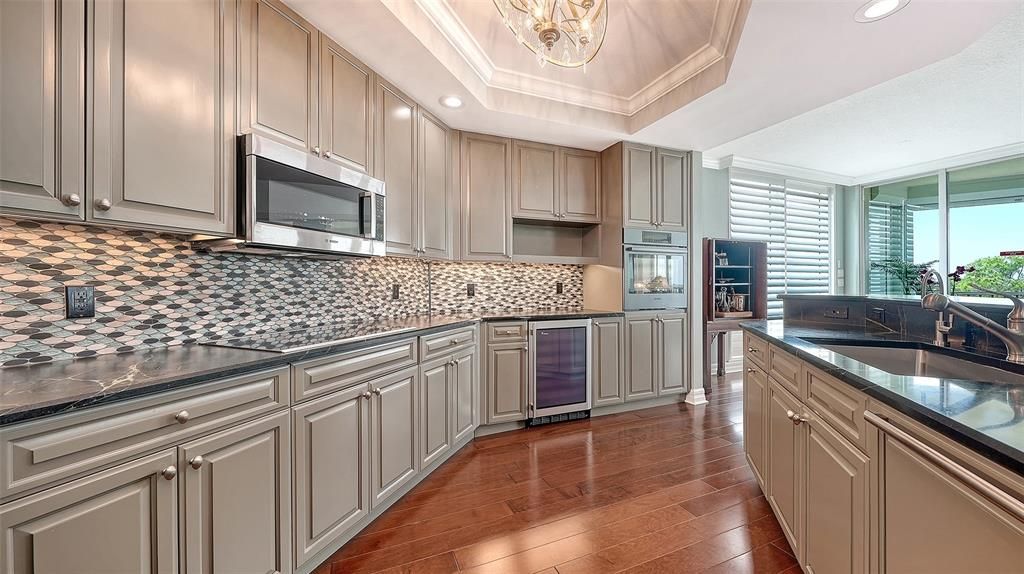 En Venta: $880,000 (3 camas, 3 baños, 2778 Pies cuadrados)