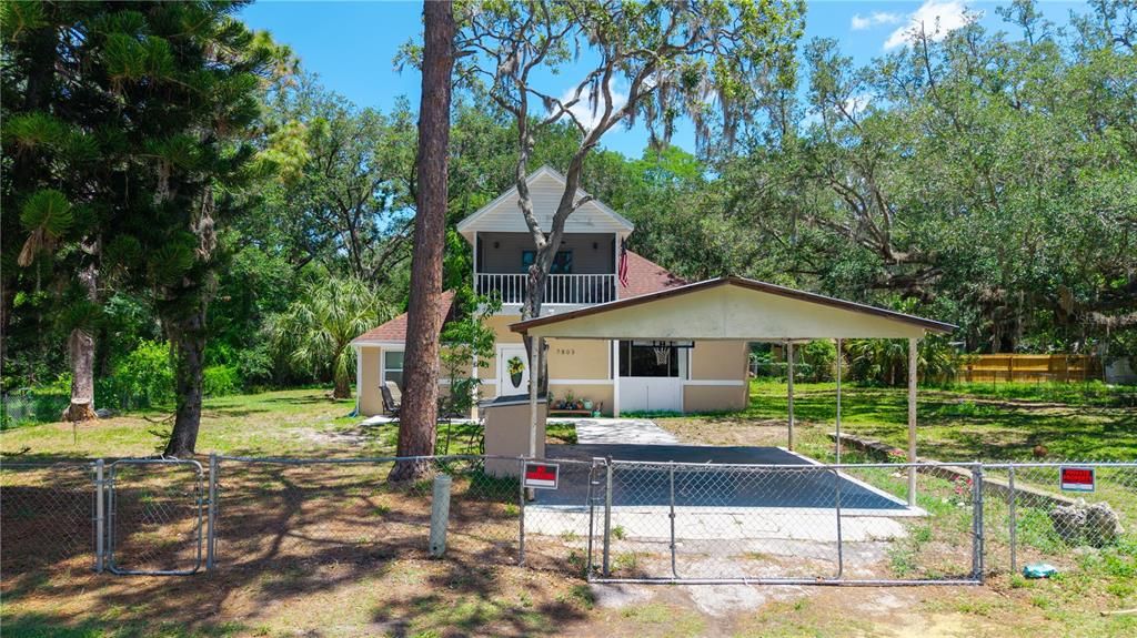 For Sale: $270,000 (3 beds, 2 baths, 1767 Square Feet)