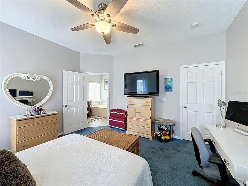 Active With Contract: $397,000 (4 beds, 3 baths, 2376 Square Feet)