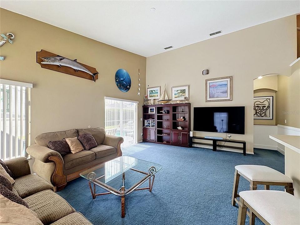 Active With Contract: $397,000 (4 beds, 3 baths, 2376 Square Feet)