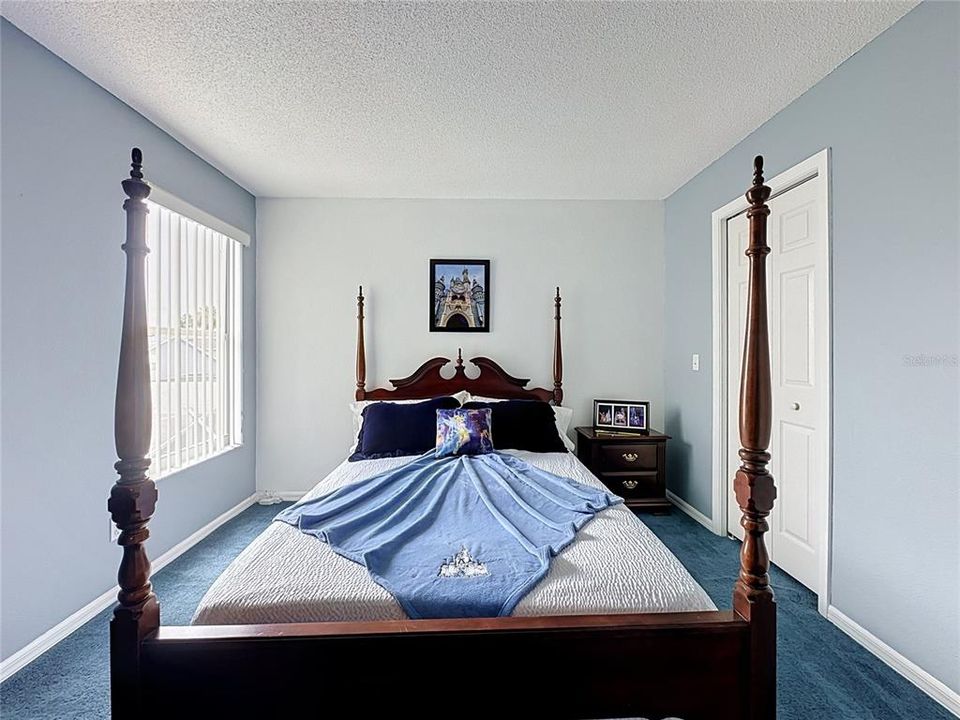 Active With Contract: $397,000 (4 beds, 3 baths, 2376 Square Feet)