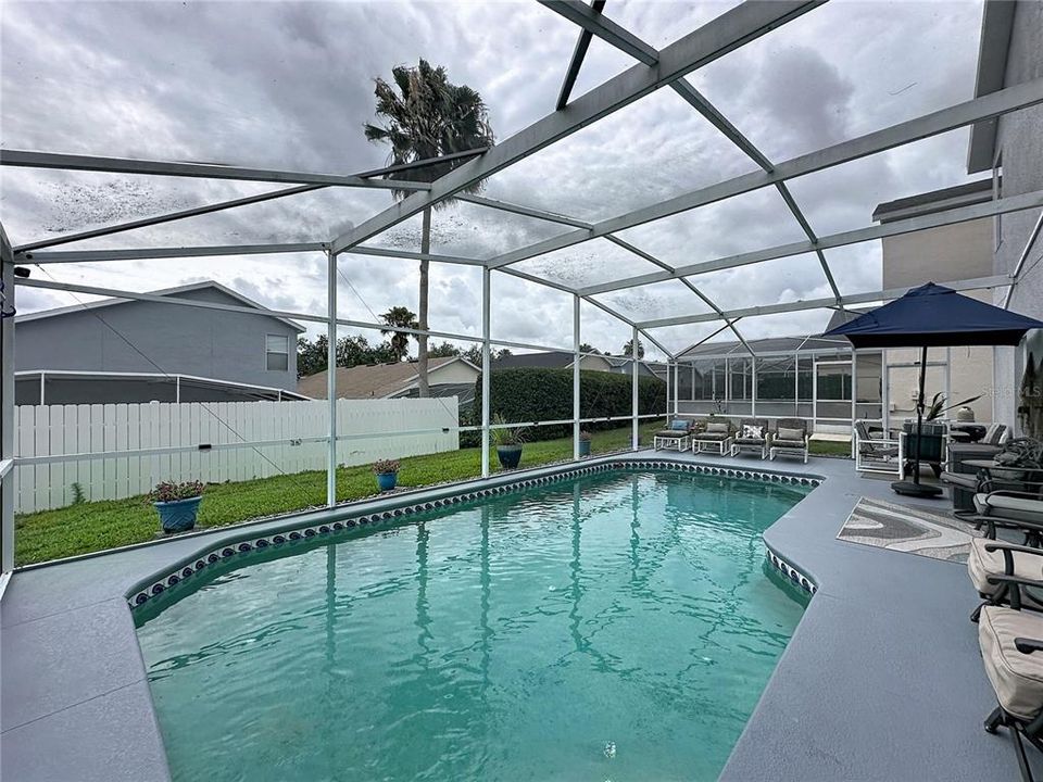 Active With Contract: $397,000 (4 beds, 3 baths, 2376 Square Feet)
