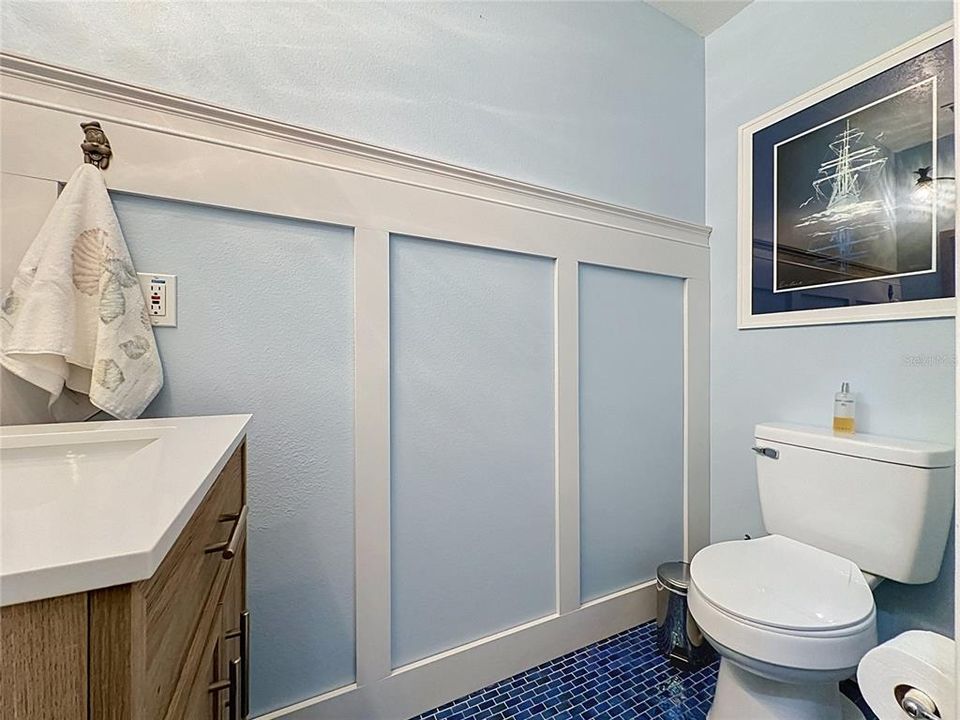 Active With Contract: $397,000 (4 beds, 3 baths, 2376 Square Feet)