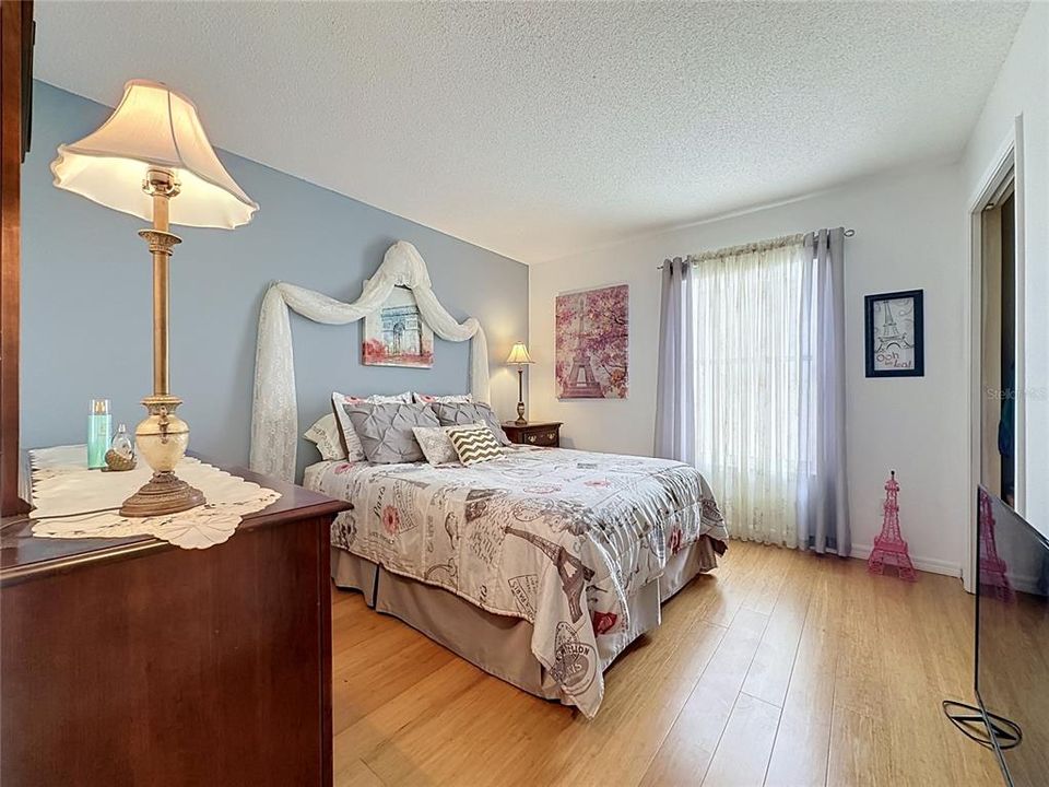 Active With Contract: $397,000 (4 beds, 3 baths, 2376 Square Feet)