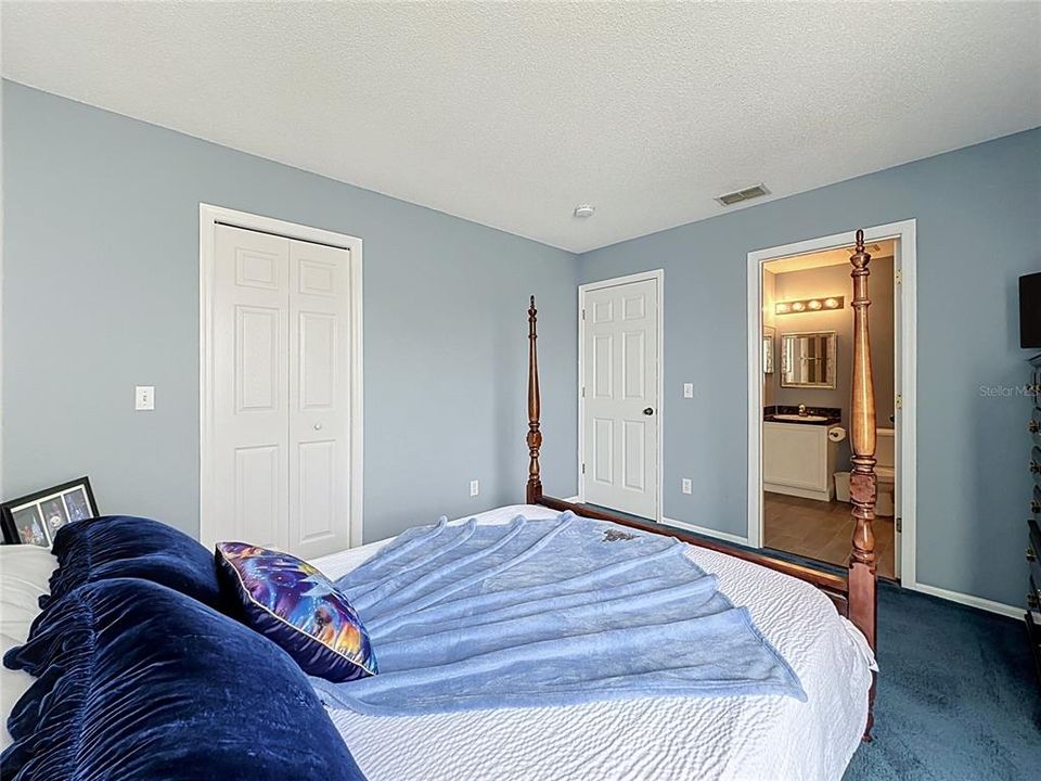 Active With Contract: $397,000 (4 beds, 3 baths, 2376 Square Feet)