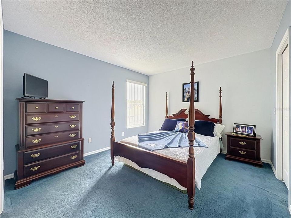 Active With Contract: $397,000 (4 beds, 3 baths, 2376 Square Feet)