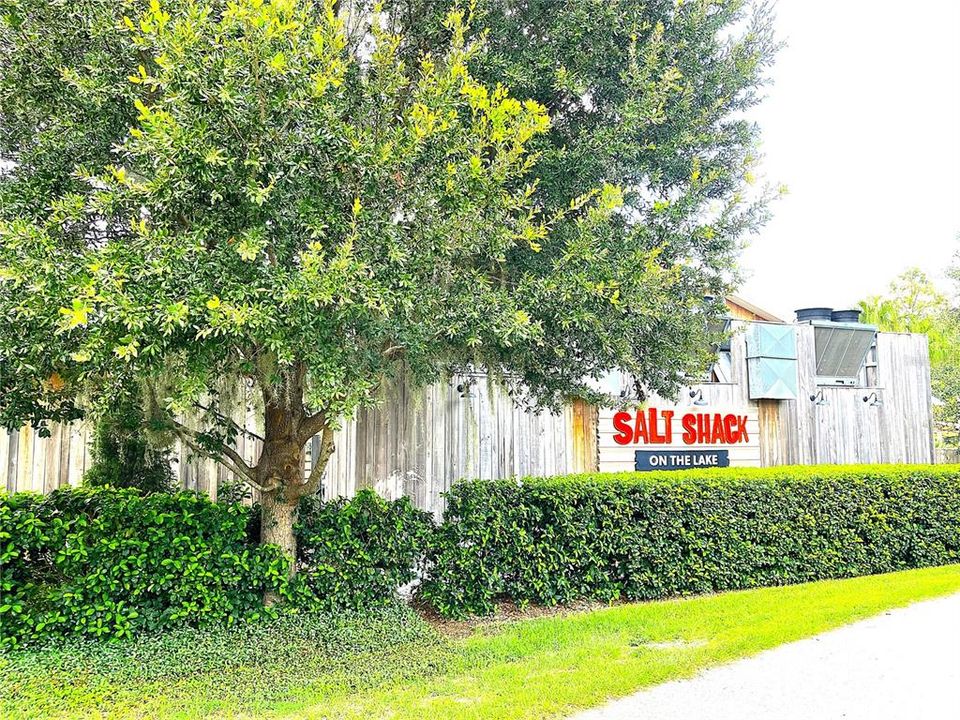 For Sale: $199,900 (2 beds, 1 baths, 1024 Square Feet)