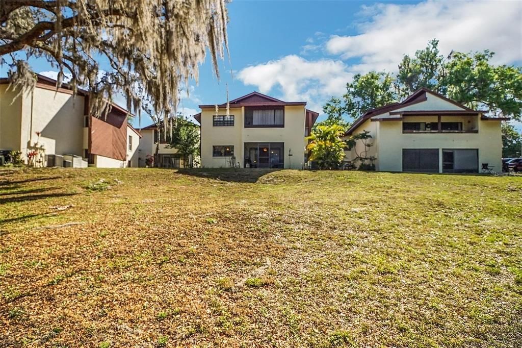 For Sale: $199,900 (2 beds, 1 baths, 1024 Square Feet)