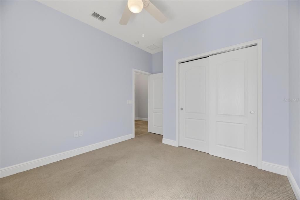 For Sale: $419,900 (4 beds, 2 baths, 2007 Square Feet)
