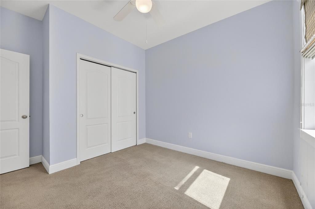 For Sale: $419,900 (4 beds, 2 baths, 2007 Square Feet)