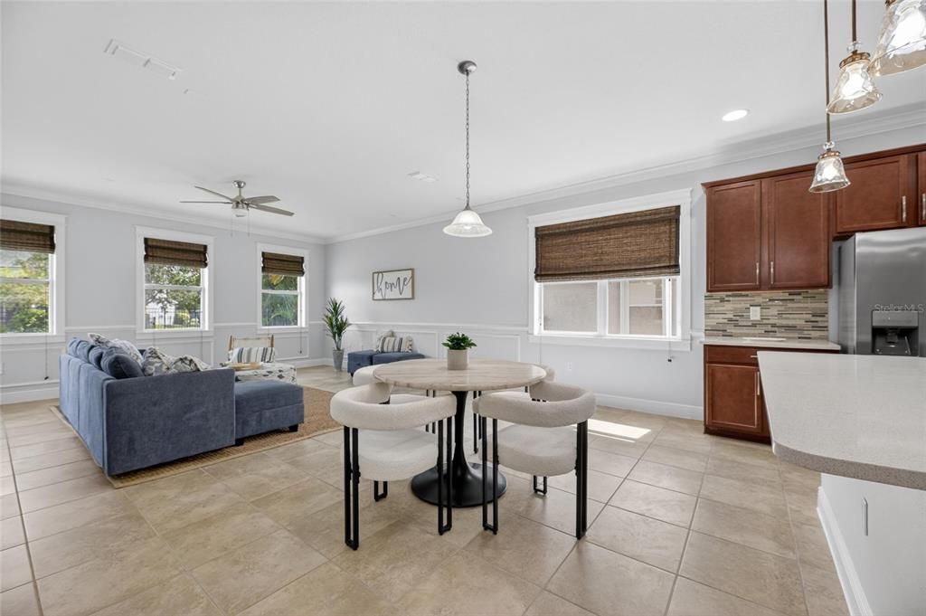 For Sale: $419,900 (4 beds, 2 baths, 2007 Square Feet)
