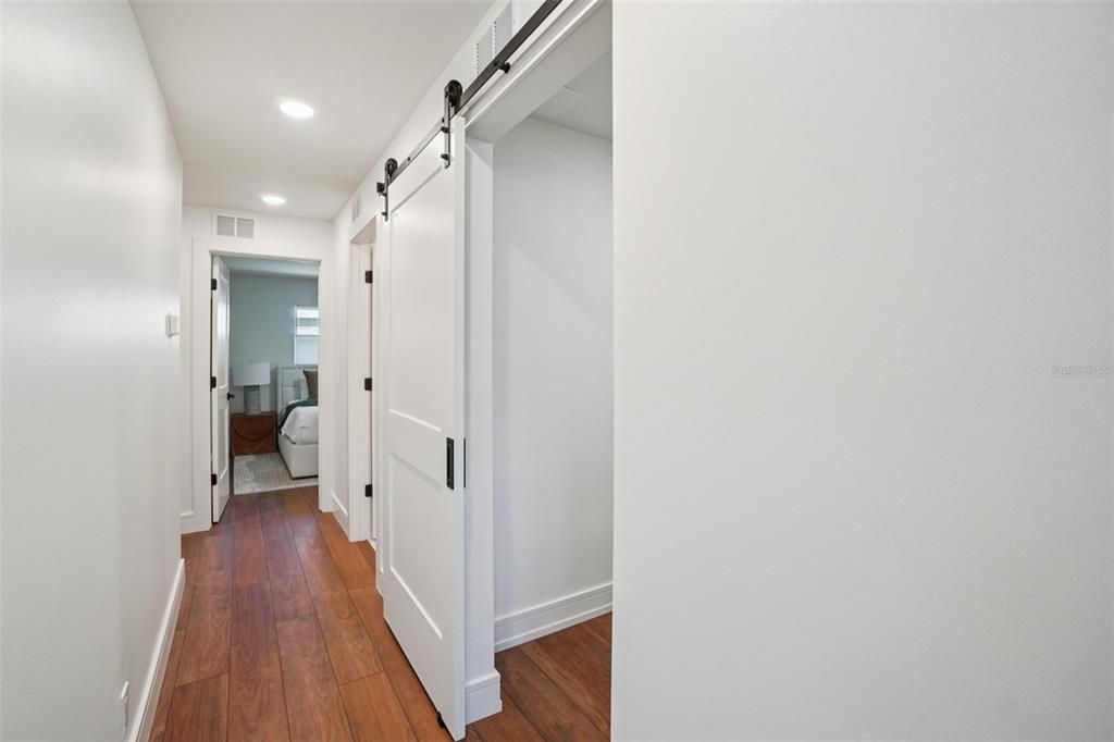 For Rent: $3,900 (3 beds, 2 baths, 1396 Square Feet)