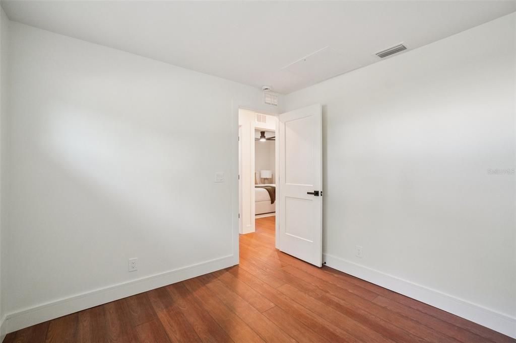 For Rent: $3,900 (3 beds, 2 baths, 1396 Square Feet)