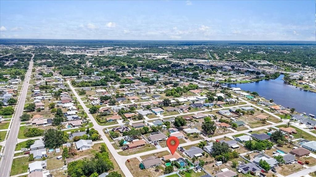 En Venta: $273,000 (2 camas, 2 baños, 1115 Pies cuadrados)