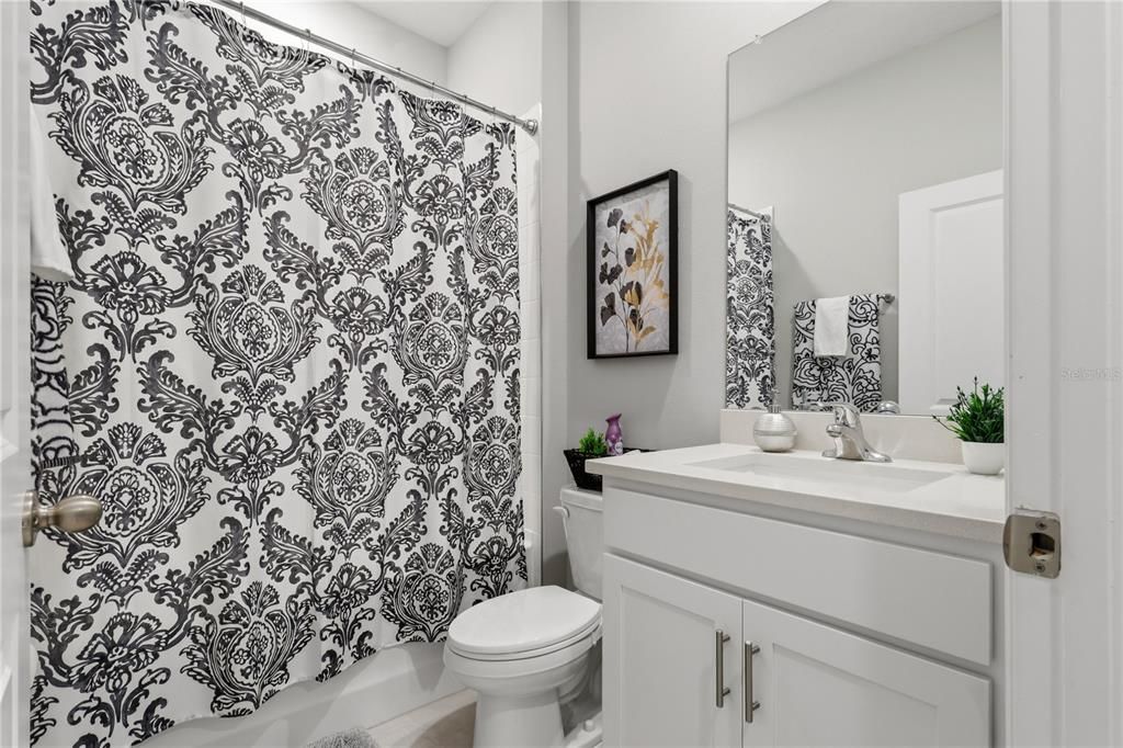 For Sale: $475,000 (4 beds, 2 baths, 2037 Square Feet)
