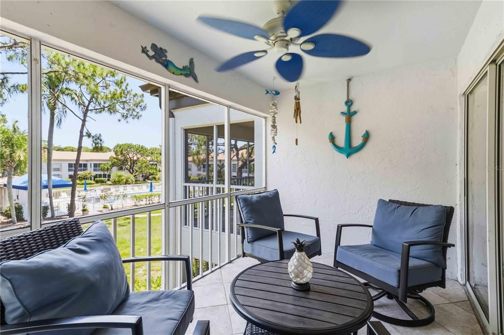 For Sale: $255,000 (2 beds, 2 baths, 1127 Square Feet)