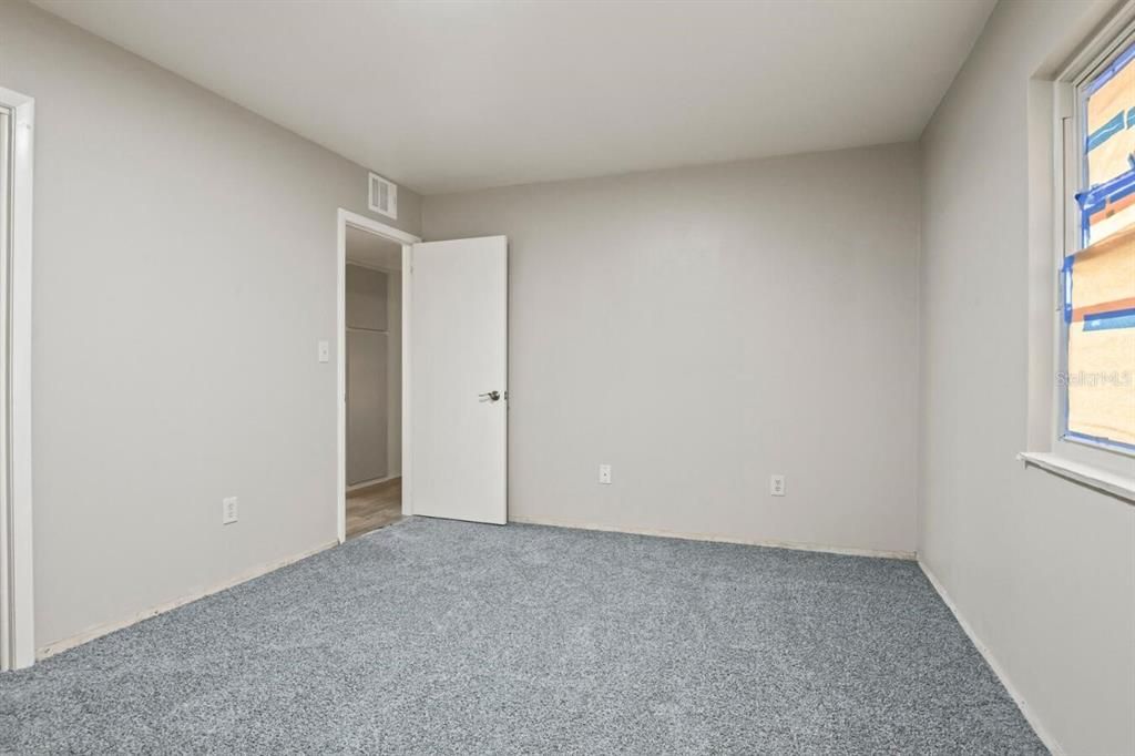 For Sale: $235,000 (2 beds, 1 baths, 1192 Square Feet)