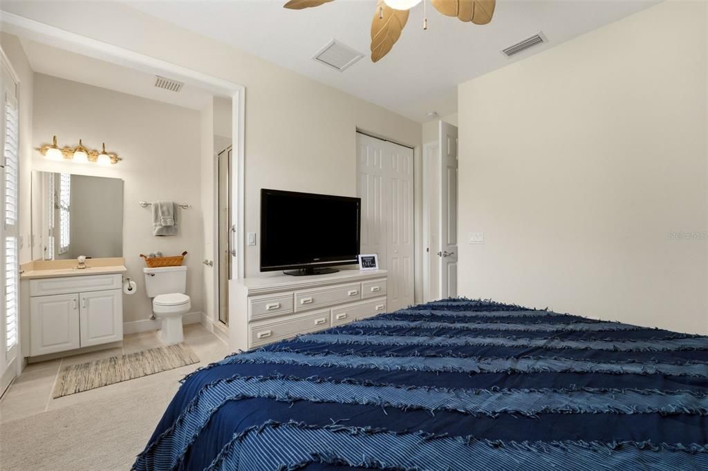 En Venta: $495,000 (3 camas, 3 baños, 2031 Pies cuadrados)