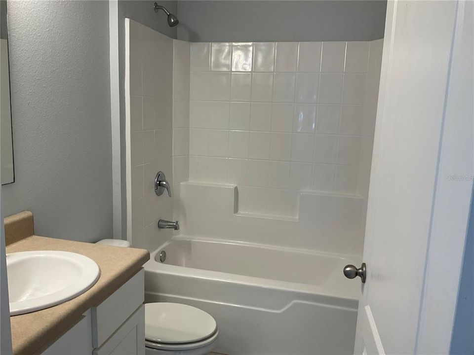For Rent: $2,150 (3 beds, 2 baths, 1311 Square Feet)