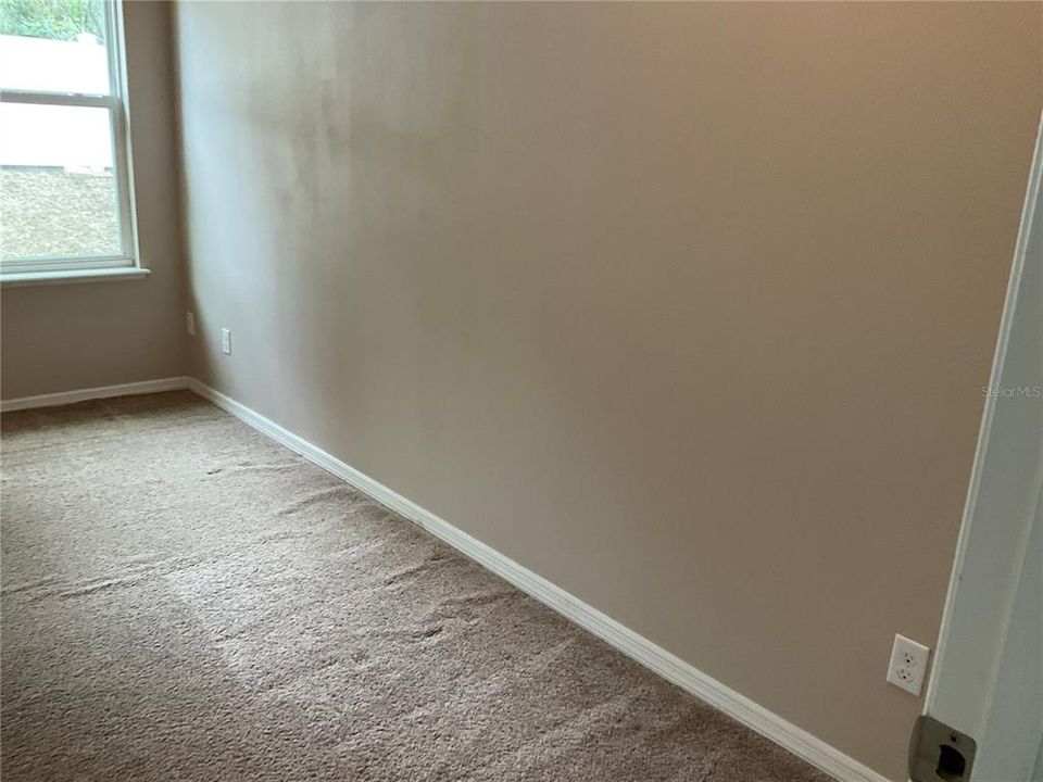 For Rent: $2,150 (3 beds, 2 baths, 1311 Square Feet)