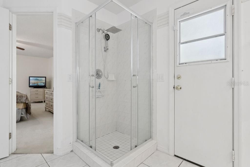 En Venta: $424,900 (3 camas, 2 baños, 1782 Pies cuadrados)